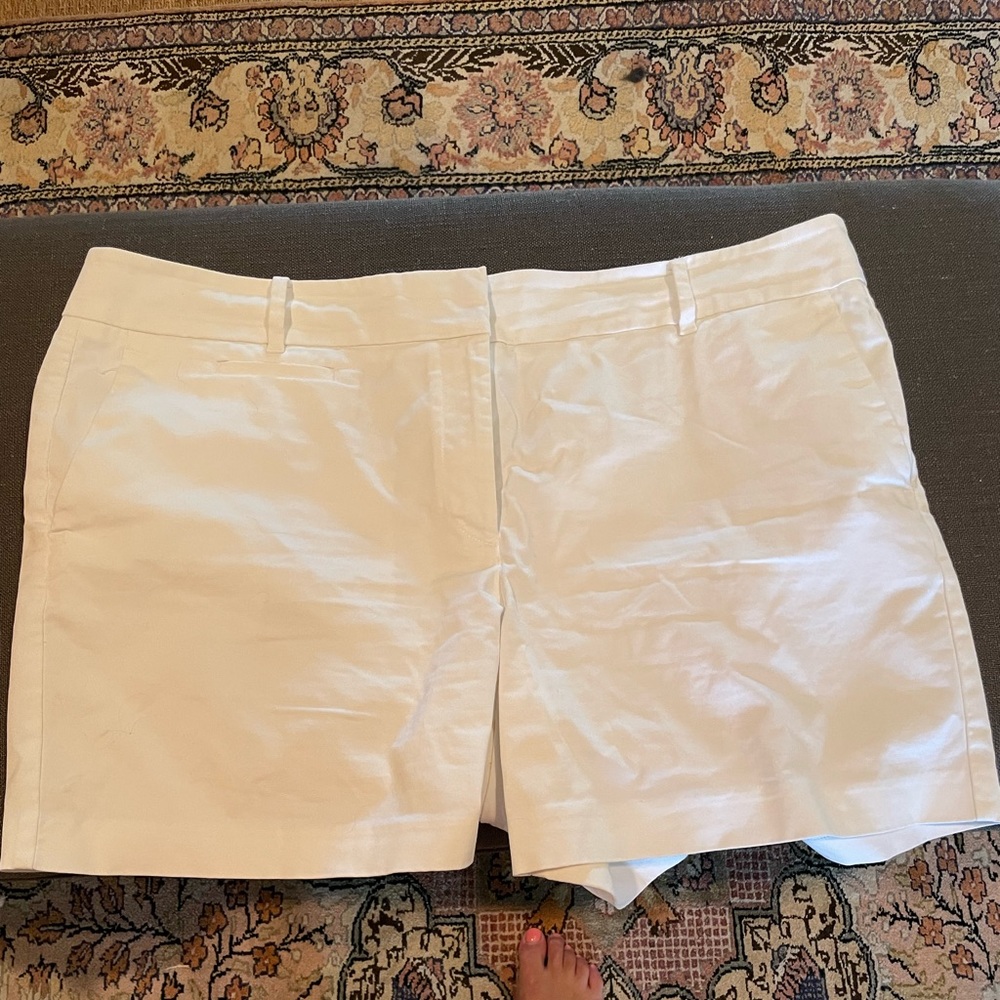 Ann Taylor White shorts